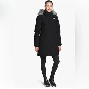 The North Face Women's Arctic Insulated Parka
